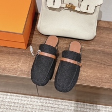 Hermes Slippers